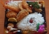 「明日の日替り弁当はミックスフライ」