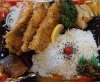 「明日の日替り弁当はアジフライ」