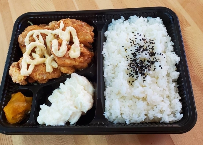 チキン南蛮弁当　450円（税込）「チキン南蛮弁当」