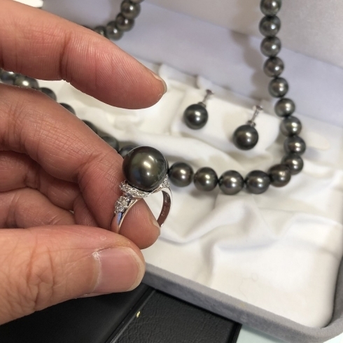 遺品整理にて真珠（パール）の買取「札幌市の遺品整理にて真珠（パール）や宝石を売却するなら「買取専門店 くらや 札幌西店」へ！出張買取も対応しております。」