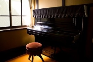使わずに眠っているピアノを必要としている方へ「遺品のピアノを誰かのために役立てる【音バトン】プロジェクトスタート！」