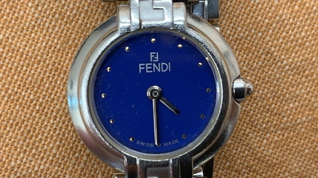 FENDI  時計　不動です