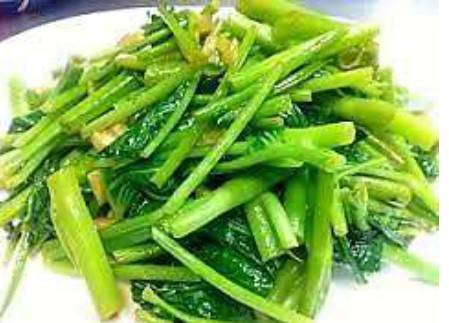 空芯菜炒め「人気の空芯菜入荷」