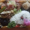 「明日の日替り弁当は豚の塩だれ炒め」