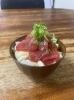 鮪と豆腐ののっけ丼「またまた豆腐丼ですが(/≧◇≦\)《西京区 大原野 上田とうふ 上田とうふ直売所 豆腐丼チャレンジ》」