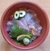 「明日の日替り弁当はマグロ丼」