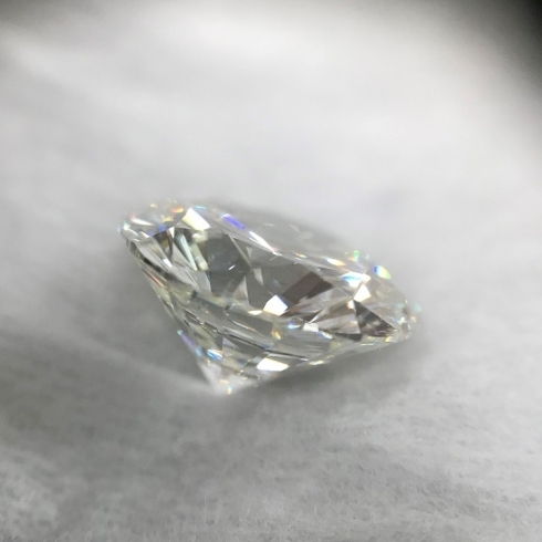 札幌市北区にて遺品整理で大粒のダイヤを買取「札幌市北区の遺品整理・生前整理の不用品買取・出張買取なら「買取専門店 くらや 札幌西店」へ！ダイヤモンドは高価買取中です！」