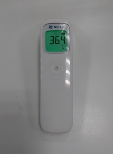 新しく取り扱いを始めました！「非接触型体温計　専用アプリで体温管理！」