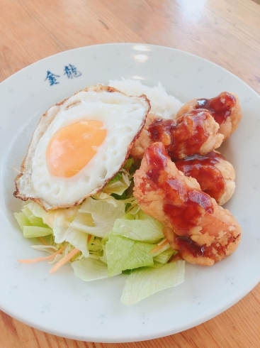 鶏唐揚げの甘辛ソースご飯on目玉焼き「12/7 Today’s Special 」