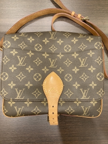 「【LV  ショルダー　高価買取】新宿駅の買取専門店「おたからや　新宿東口店」電話相談無料＆査定無料♪」