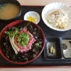 モモレアステーキ丼