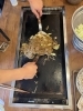 香ばしい薫り、鉄板の上で広がる「鉄板焼そばテイクアウトやってます！」
