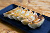 油を薄くひいたフライパンで簡単調理！「 最上どり × ひろしの餃子　「美味い」と「旨い」のナイスコラボです！」