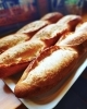 「クリスマスにはフランスパンとパン屋のピザ」