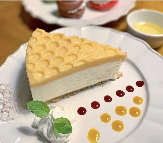 「蜂蜜レアチーズケーキ」