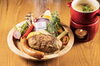 「1番人気ハンバーグメニュー！【ジョンソンタウンの豚肉料理専門店　THEPORK SHOP】【ハンバーグ/とんかつ/カレー】【カフェ/レストラン/各種宴会/Eatチケットハッピーアワー/テラス席喫煙OK/テラス席ペットOK/女子会プランあり】」