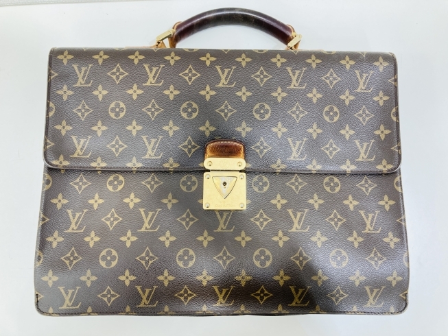 「【LOUIS VUITTON ロブスト1 ブリーフケース高価買取】さいたま市与野の買取専門店「おたからや　西友与野店」電話相談無料＆査定無料♪」