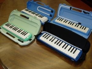 鍵盤ハーモニカは、小学校ご卒業までの保証付きです。「鍵盤ハーモニカ、リコーダー」