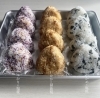 麹を使ったおにぎりです「akamoguのルーツ」