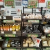ドラッグストアmac川西店・川東店・松原店では、産地直送の新鮮な野菜・お米・特産品の「産直市」を毎日開催中！