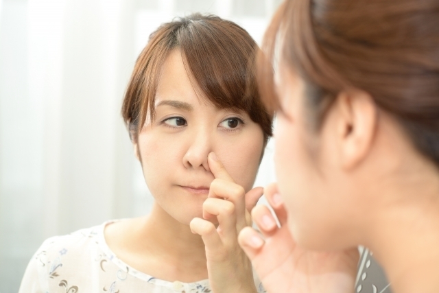 「毛穴引き締めケアして、つるつる美鼻に😊」