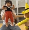 楽しいね、ママのお膝で大きくジャンプ❗️「ママだいすき❤️キュートな笑顔いっぱいの１０月のベビーリトミック体験にぜひいらしてください！【京都市南区＆下京区のピアノ・リトミック・英語リトミック】」