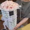 ブーケ　バラの花束　花と樹
