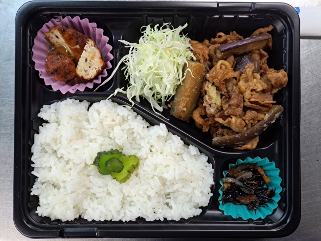 500円「今日の店頭販売、日替わり弁当♬」