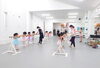 広々とした明るいスタジオで楽しく練習しています「【芸術の秋】今年度最後の新規募集！入会キャンペーン（～11月末）☆橘るみバレエスクール船堀校☆」