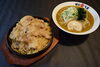 「デカ盛り豚カルビ丼！」