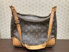 「Louis Vuitton買取は 本吉原駅の買取専門店【おたからや　西友富士今泉店】へ！高く売るなら、業界最大手の「おたからや」にお任せください！！無料査定＆無料電話相談」
