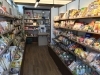 約1000種類の品揃えです。「「笑がおの食卓」屋号の由来は？」