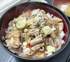 「新メニュー もつ煮丼始めました」