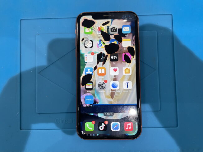 Before「iPhone XR 画面交換修理」