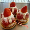 苺のタルト🍓「苺のタルト🍓本日は販売中です🍁ヽ(*´∀`)ﾉ」