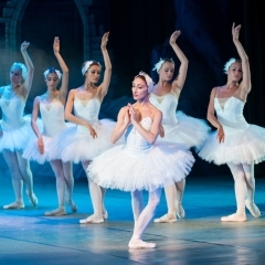 バレエの魅力はやはり舞台です。 『穴見裕子バレエスタジオ』