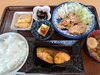 煮魚定食　コーヒー付き　1250円「焼き魚or煮魚＋鶏の唐揚げ＋玉子焼き他小鉢2品コーヒー付き　1250円」