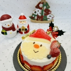 こっちむいてサンタさん(クリスマスケーキ)【神辺町　スイーツファクトリーアンド】