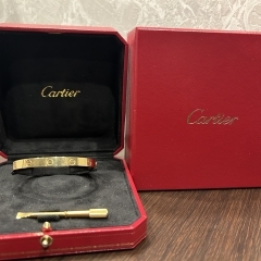Cartierの買取は 渋谷駅の買取専門店【おたからや　渋谷本店】へ！高く売るなら、業界最大手の「おたからや」にお任せください！！無料査定＆無料電話相談