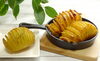 ハッセルバックポテト「【キッチンプルート☆本日営業日 ベビーカステラ焼きます！】知ると世界が広がる北欧料理の旅◆アコーディオンのような料理」