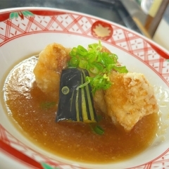 今日は寒いから、 煮おろしとホットコーヒーが よく出ました😃