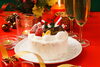 クリスマスケーキ（写真：AdobeStockより）「クリスマスケーキの値引きで損？（ケーキ屋さんの舞台裏）」