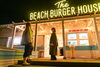 「「The BEACH BURGER HOUSE」冬限定ナイト営業🍔🎄」