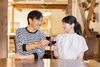 「一回り年下の彼女と結婚した彼は！」