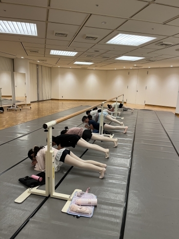 小3.4.5クラスです。「八王子で活動しています飯田有美子バレエスタジオです。」