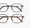 上 C-1　下 C-2「【UKMK eyewear（ユーケーエムケーアイウェア　『Hush』】市川駅から徒歩３分　視能訓練士のメガネ屋 オオクシメガネ」