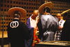 正史が御住職より道中の灯を頂きます。「【西大寺観音院】～宝木取り～」