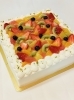 パーティーデコレーションケーキ「🎂🎉 本日もパーティーデコレーションケーキのご予約を承りました！ 🍓🌈」