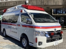 電動ストレッチャー搭載の高規格救急車