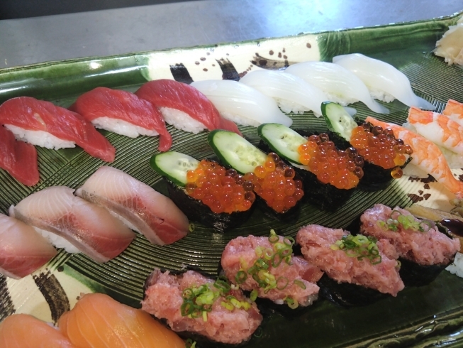 寿司の盛合せ「寿司居酒屋　〜寿司和食しん〜」